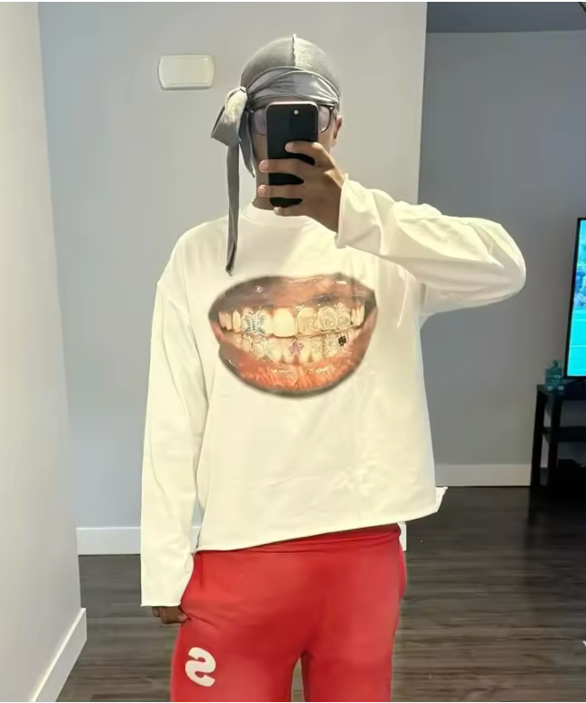 FLMNGO Lip Long Sleeve